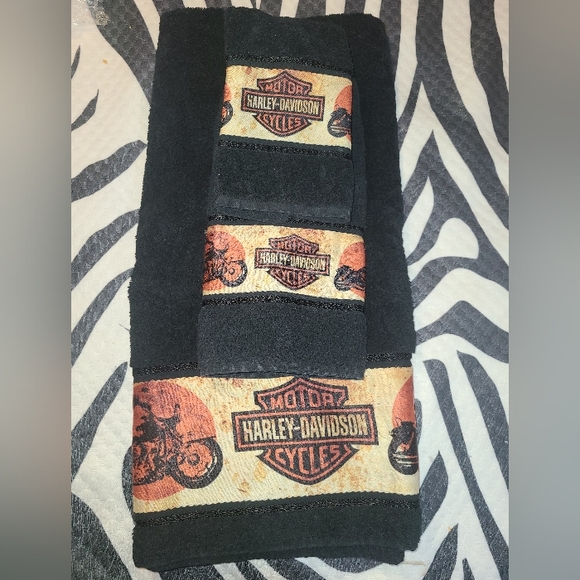 HarleyDavidson Other 2 Harley Davidson Towel Sets And Bathroom Dispenser Poshmark